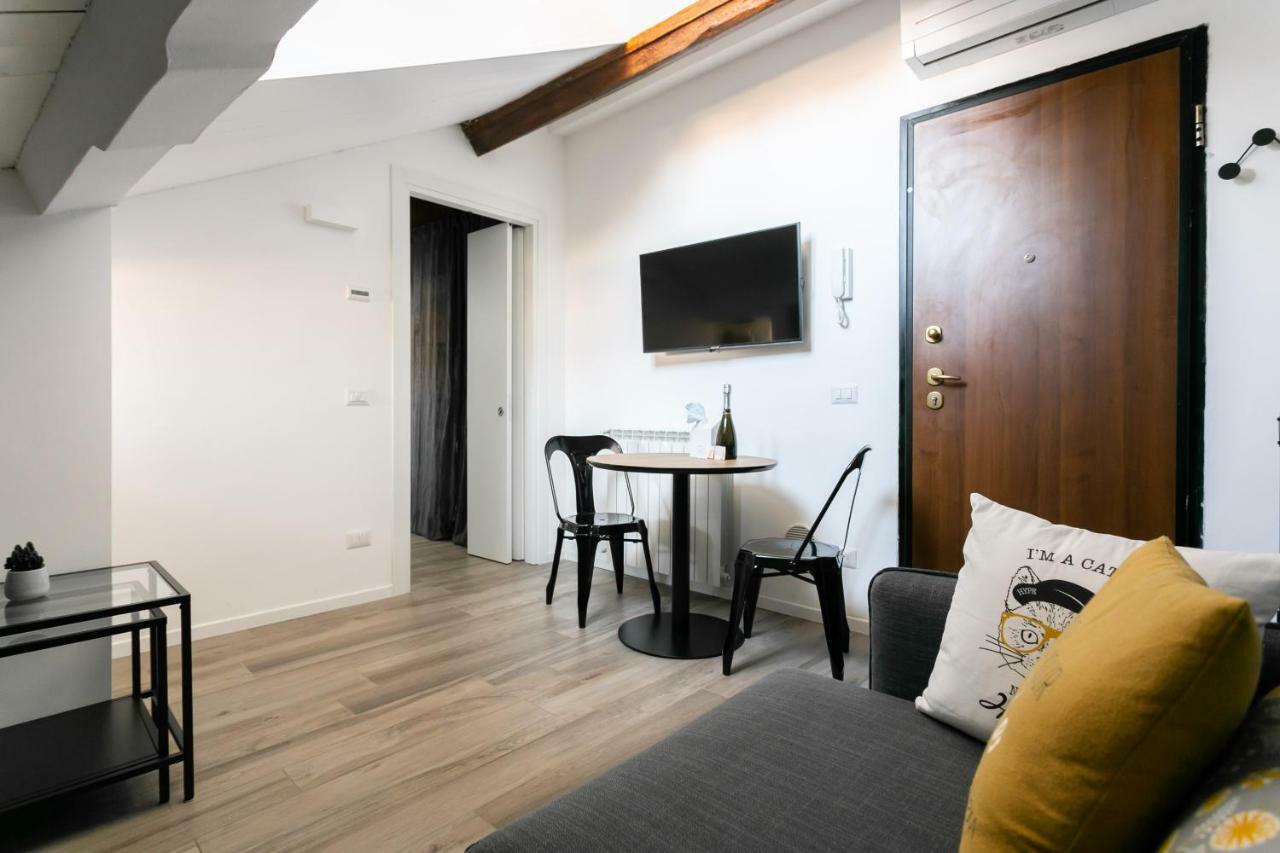 Milano Apartments Darsena Eksteriør billede