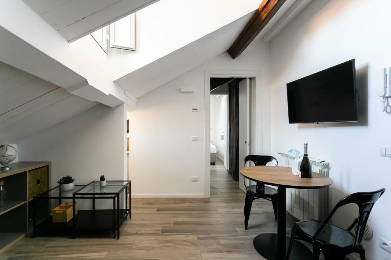 Milano Apartments Darsena Eksteriør billede